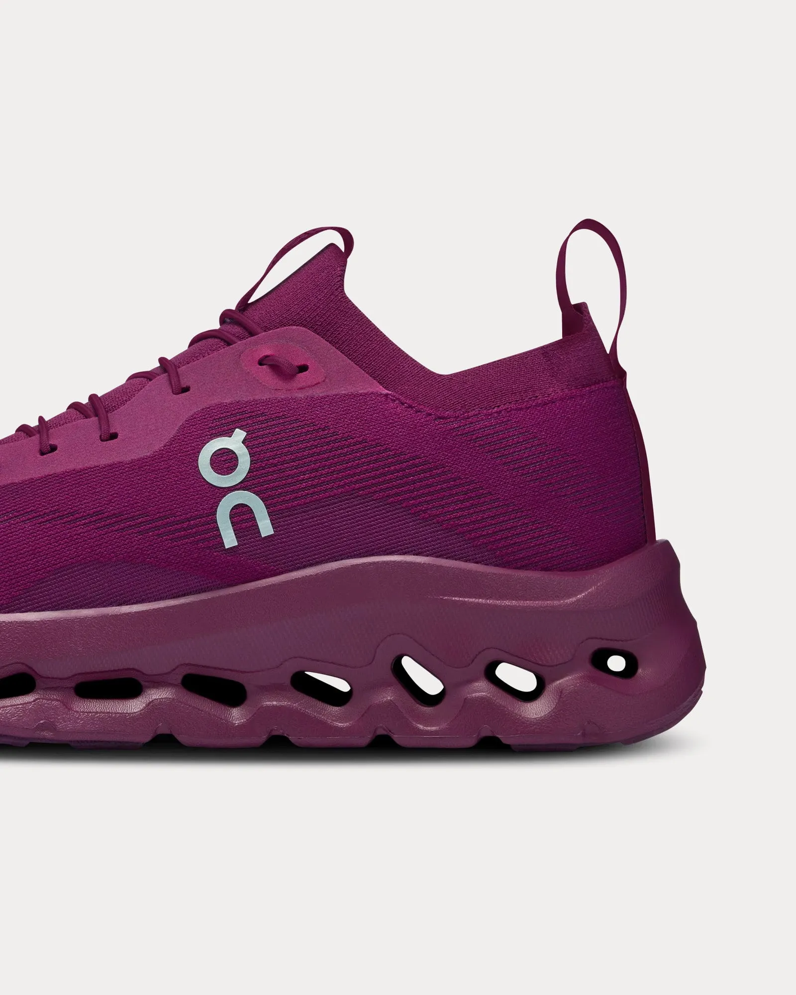 Cloudtilt Cherry Running Shoes
