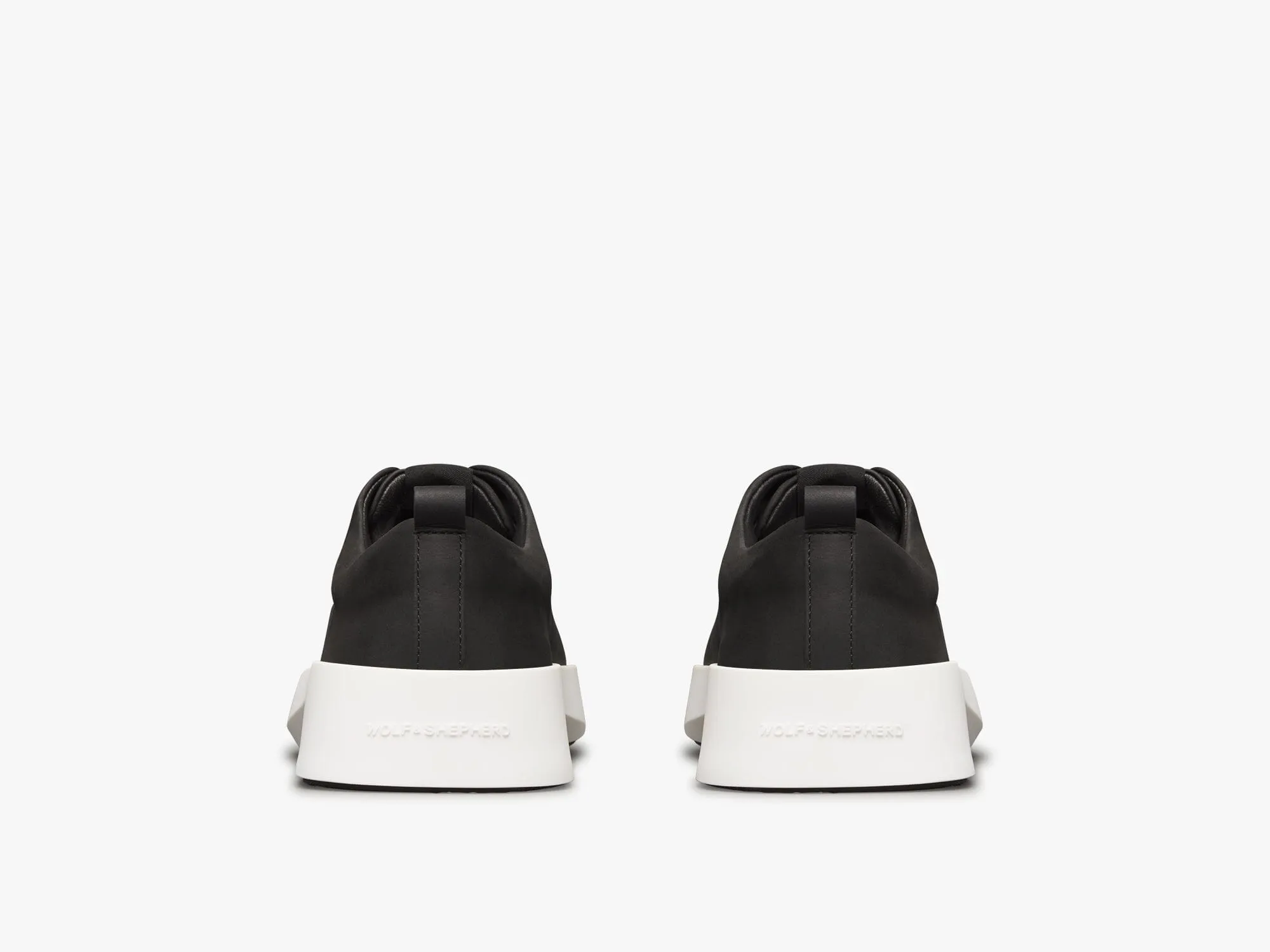 Cruise Lace-Up