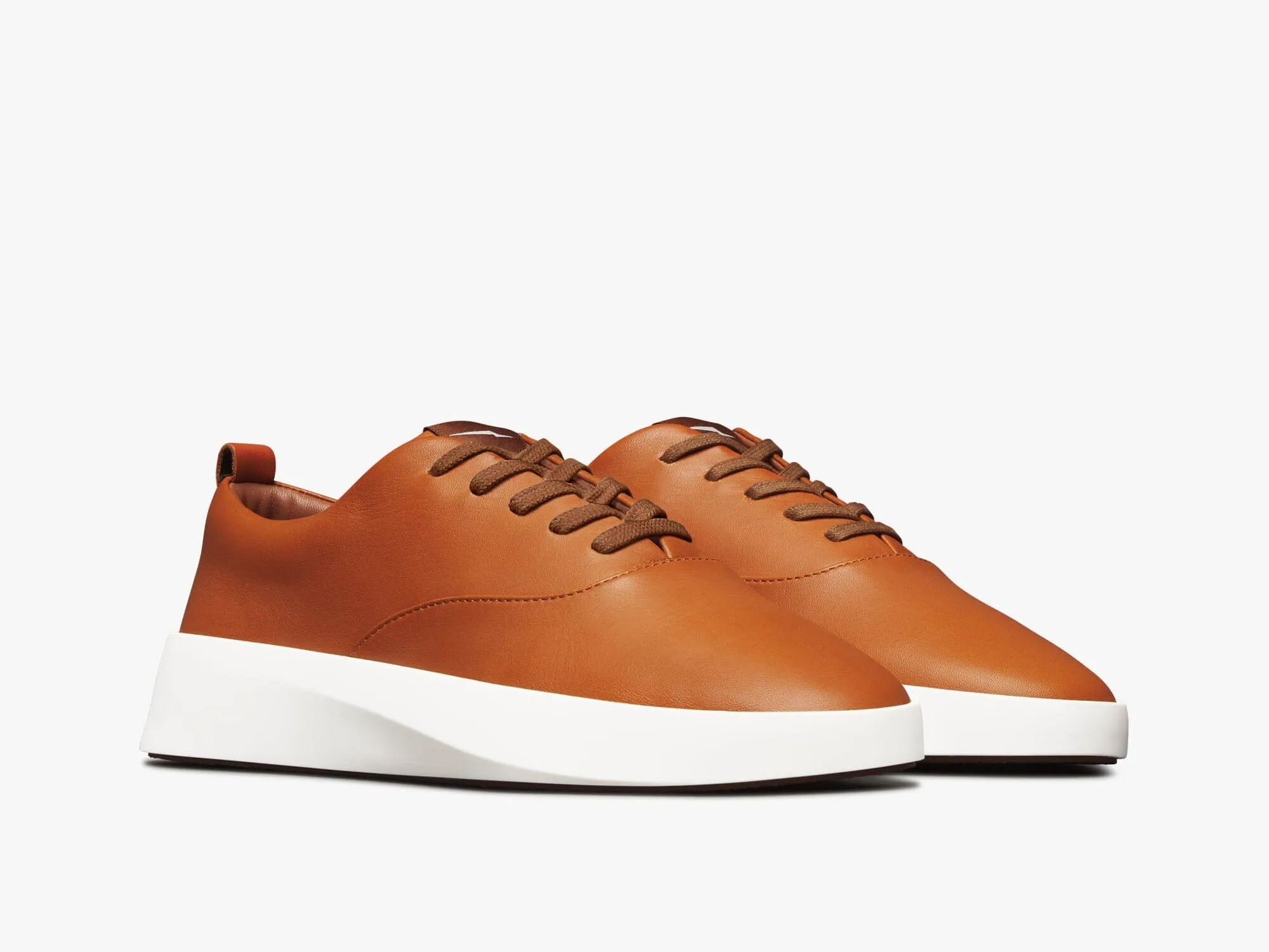 Cruise Lace-Up