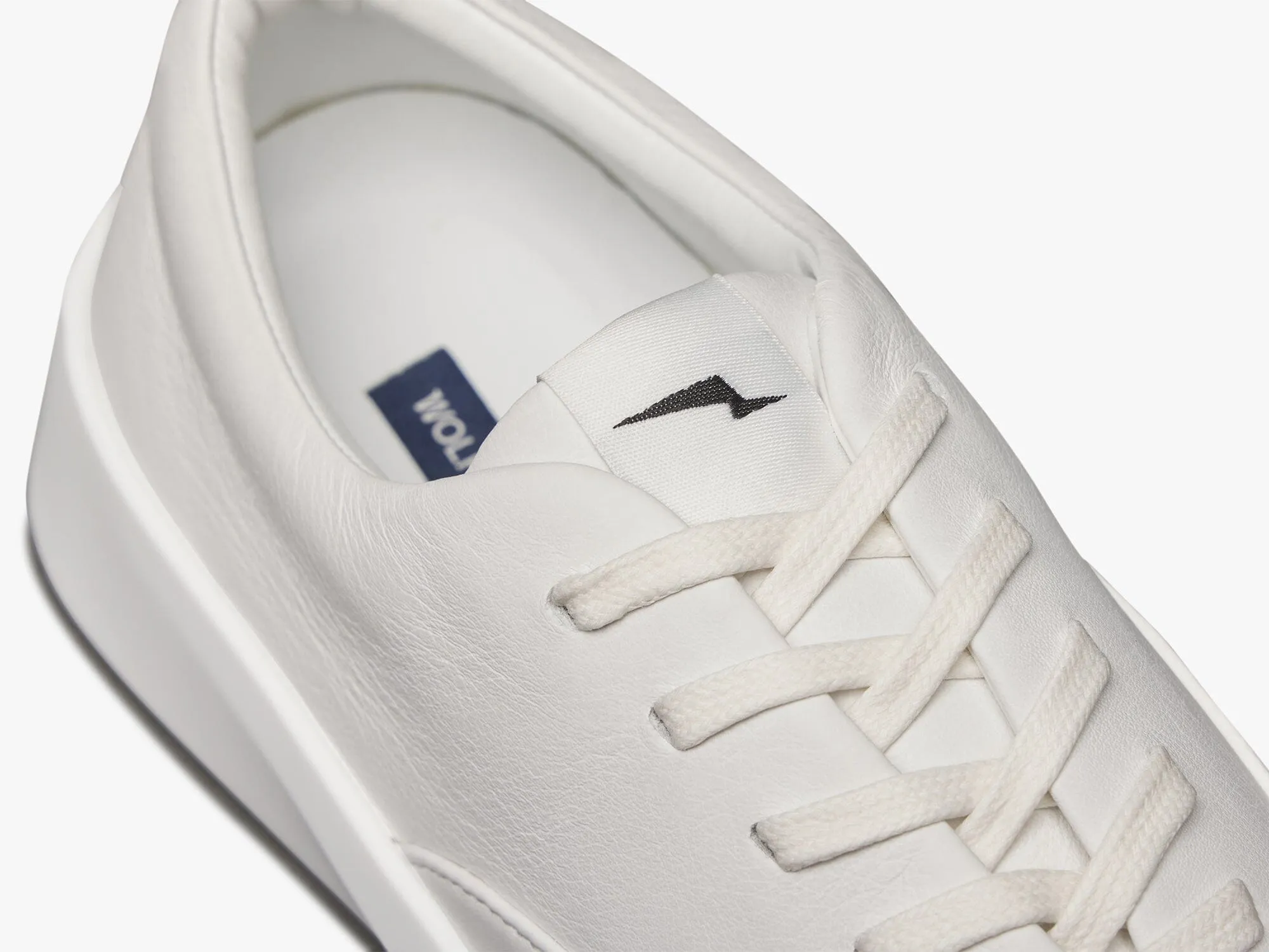 Cruise Lace-Up