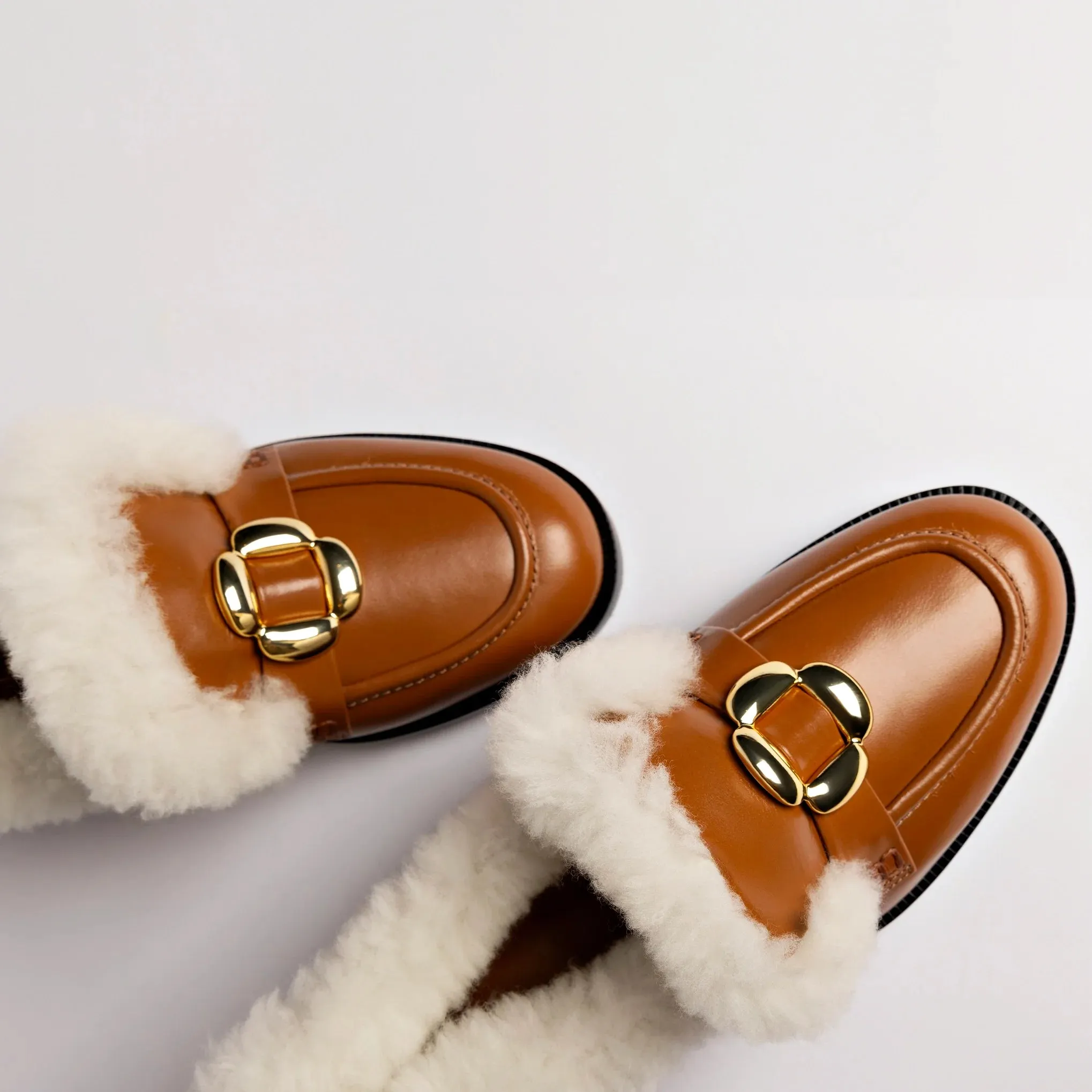 Larroude Bobbie Loafer In Caramel Leather
